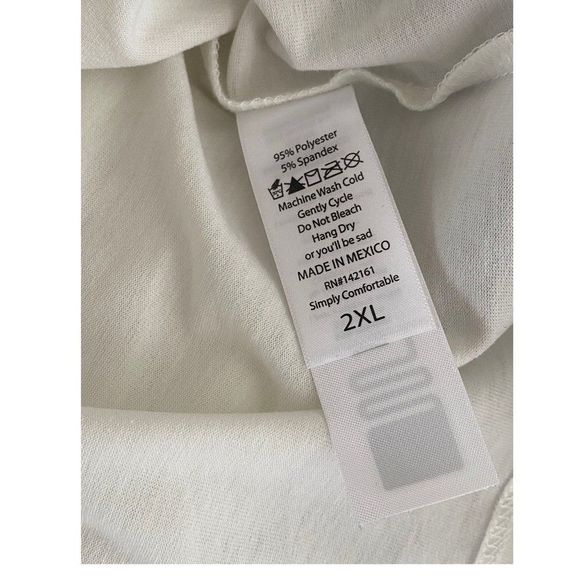 NWT Small T-shirt Love Yourself graphic T. LuLaRoe Liv - Picture 4 of 4